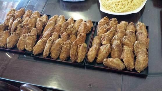 helper's deepfried chicken wings