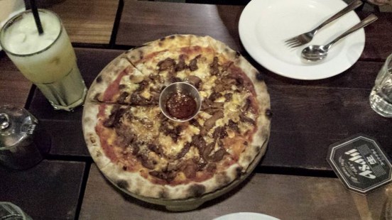 gong bao pizza