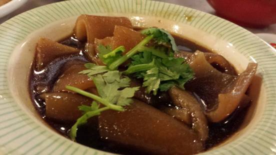 S$2 pig's skin - lagi good we ordered a second