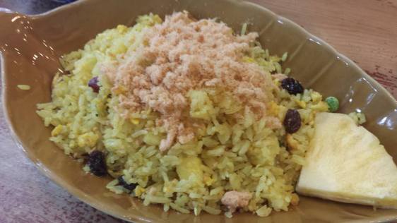 pineapple fried rice2