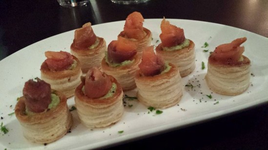 smoked salmon canapes