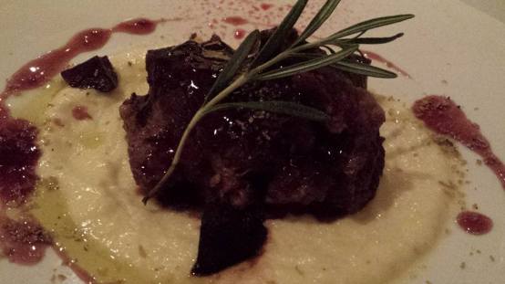 braised veal cheek with beetroot - stracotto