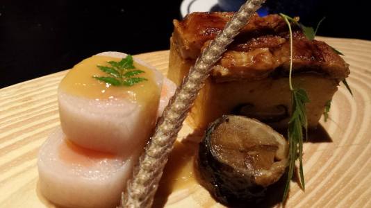 salmon, eel & deepfried eel bone