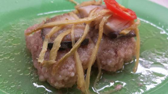 salted fish minced pork 咸鱼饼