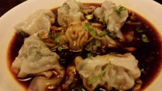 spicy dumplings 抄手