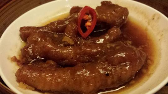 steamed chicken feet