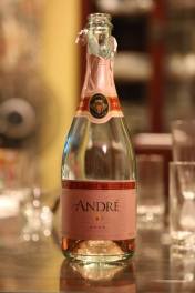 chong lee brought rose champagne