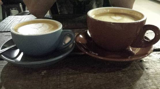 flat white large & small