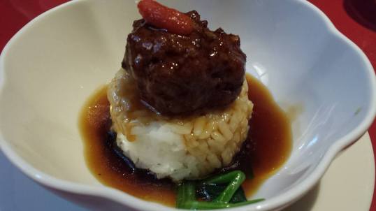 lion's head meatball with rice