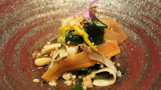 matsutake (pine mushrooms) otoshi