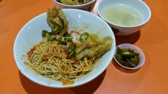 S$3 pontain wanton noodles