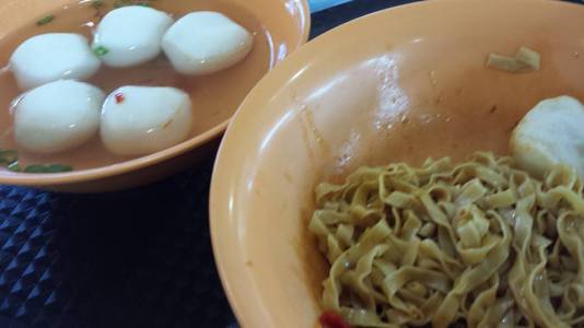 S$3 meepok tar at xinlu 新路