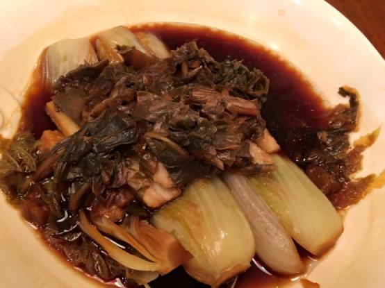 dried mustard vegetable with small cabbage 梅菜烹娃娃菜