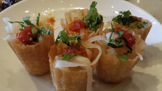 kueh pie tee (top hats)