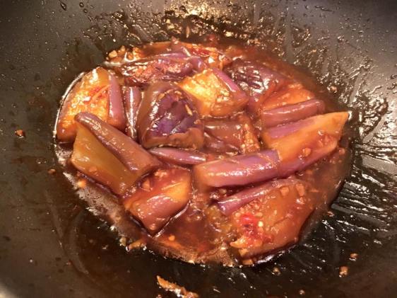 stir-fry eggplants