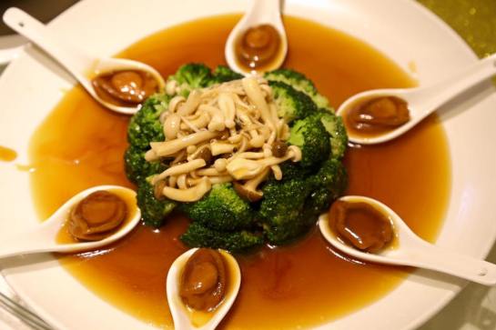 #4 abalones with broccoli