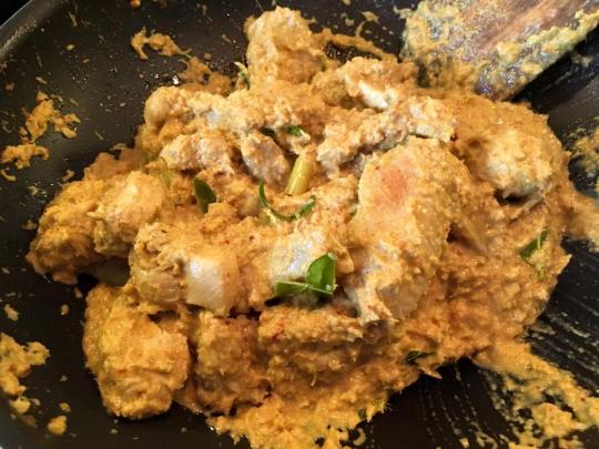 chicken rendang