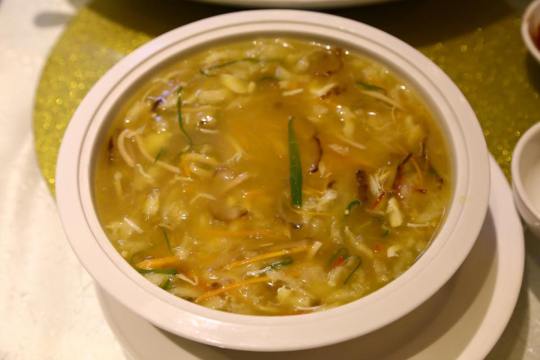 #2 (quite poor) fish maw soup