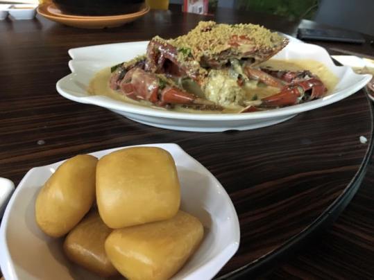 golden sand crab + mantous