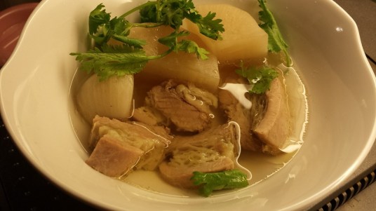 slow braised briskets清汤牛腩