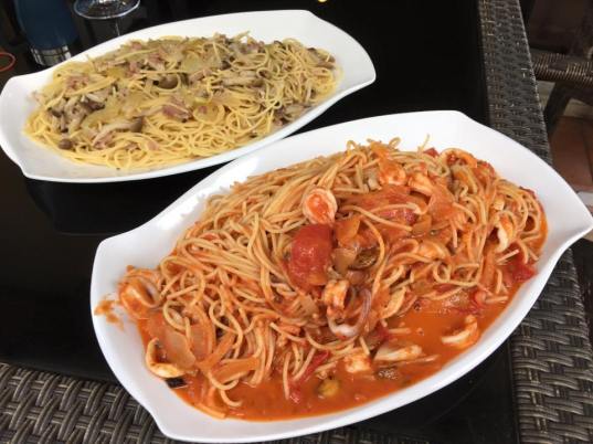 2 pastas=wafu 和风pasta & seafood spaghetti in pink sauce (creamy tomatoes)