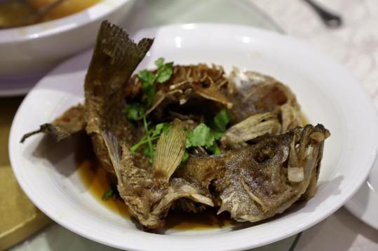 deep fried flower garoupa