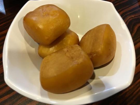 deep-fried mantous 馒头