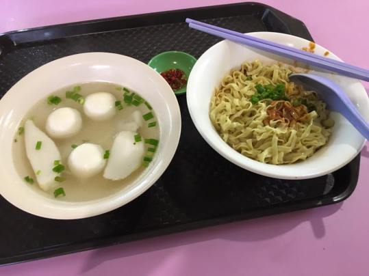 S$2.50 hup kee fishball noodles