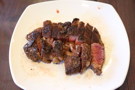 pan-grilled 150D grain-fed angus ribeye
