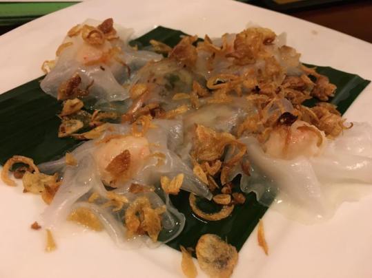 white rose or banh bao vac