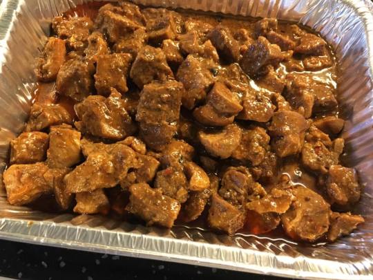 bean sauce pork cubes