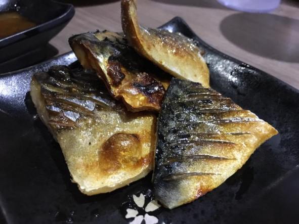 saba shioyaki - grilled saba with salt