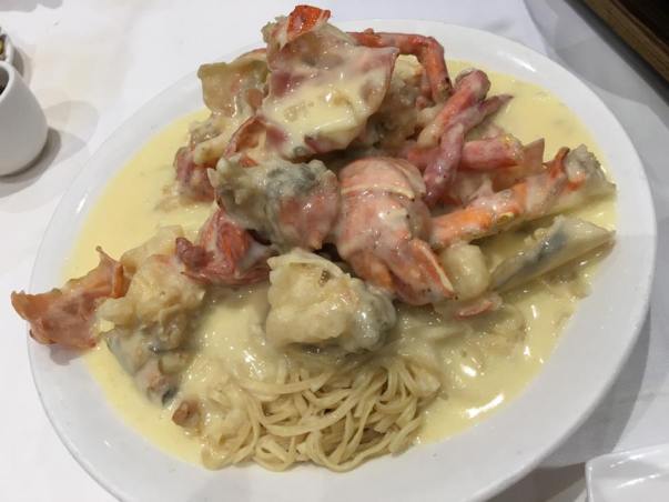 lobster (looks like 1kg) superior sauce with cheese