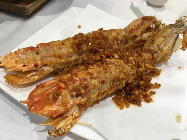 praying mantis prawn was very good! HK$198 came with a veg soup