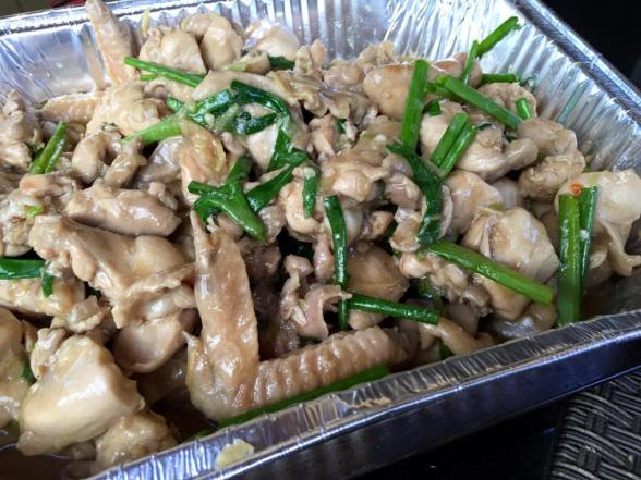 stir-fried chicken with ginger & spring onions 姜葱鸡