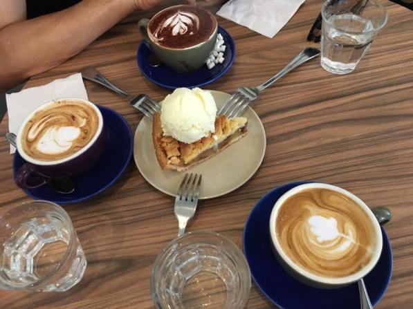 coffee + apply crumble with ice cream