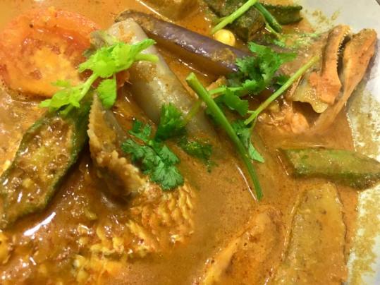 curry fish head
