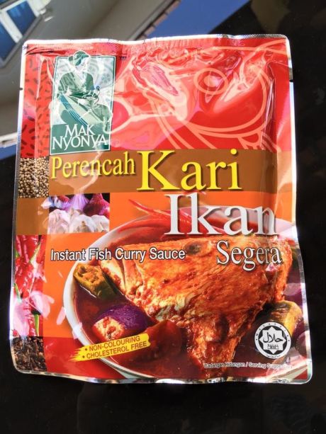 mak's curry paste for fish head curry