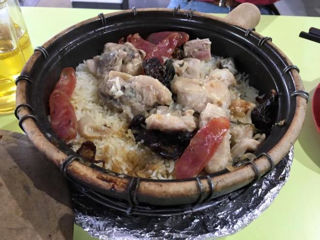 S$10 for 2pax new lucky claypot rice
