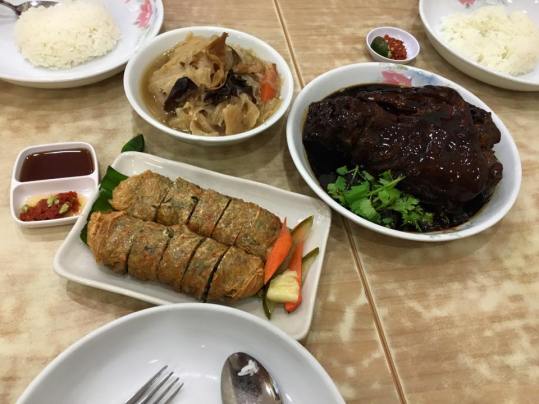 S$62 4 dishes set meal for 3-4pax(2) = curry fish head, pig trotters, ngoh hiang & chap chai