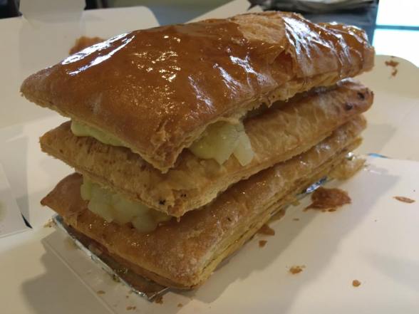 1/2 apple strudel3 for S$12.50
