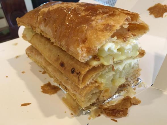 1/2 apple strudel3 for S$12.50