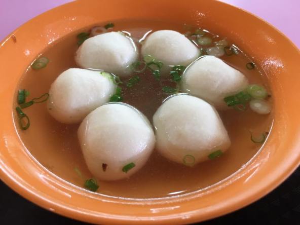 6 fishballs - S$3 teochew fishball noodles at xinlu 新路