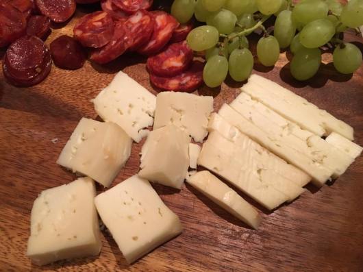 chorizo, cheese & grapes