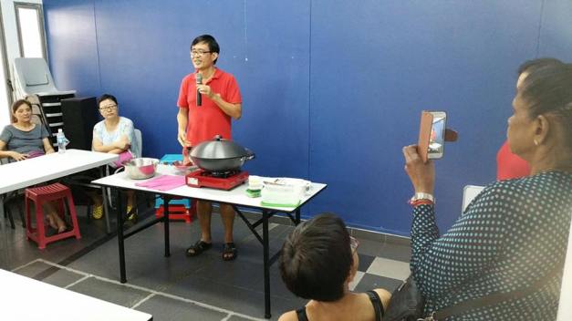 demo HK steamed red garoupa 示范港蒸红斑