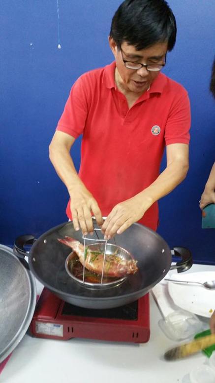 demo HK steamed red garoupa 示范港蒸红斑