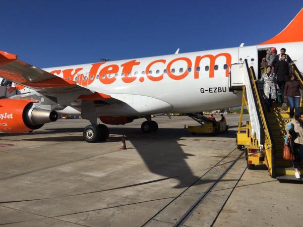 easyjet - luton to lisbon