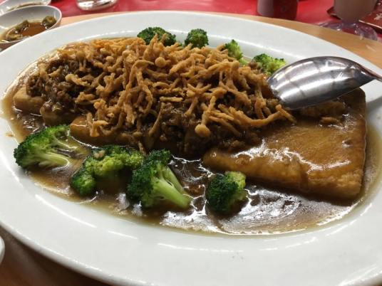 tofu brocoli & deepfired golden mushrooms