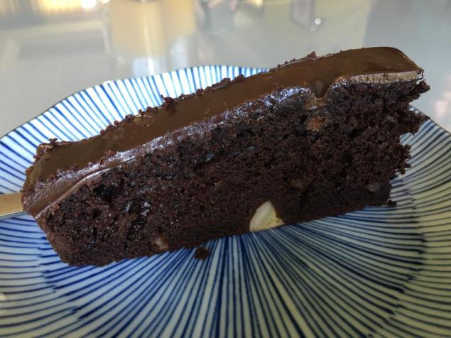 chocolate banana cake