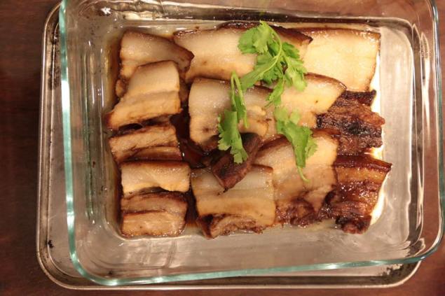 kou rou扣肉 preparation w/o the mei cai 梅菜 (experimental)